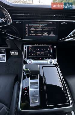 Внедорожник / Кроссовер Audi SQ8 2019 в 