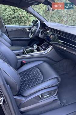 Внедорожник / Кроссовер Audi SQ8 2019 в 
