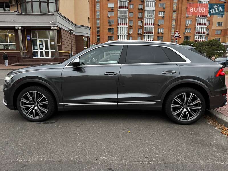 Внедорожник / Кроссовер Audi SQ8 2020 в Киеве
