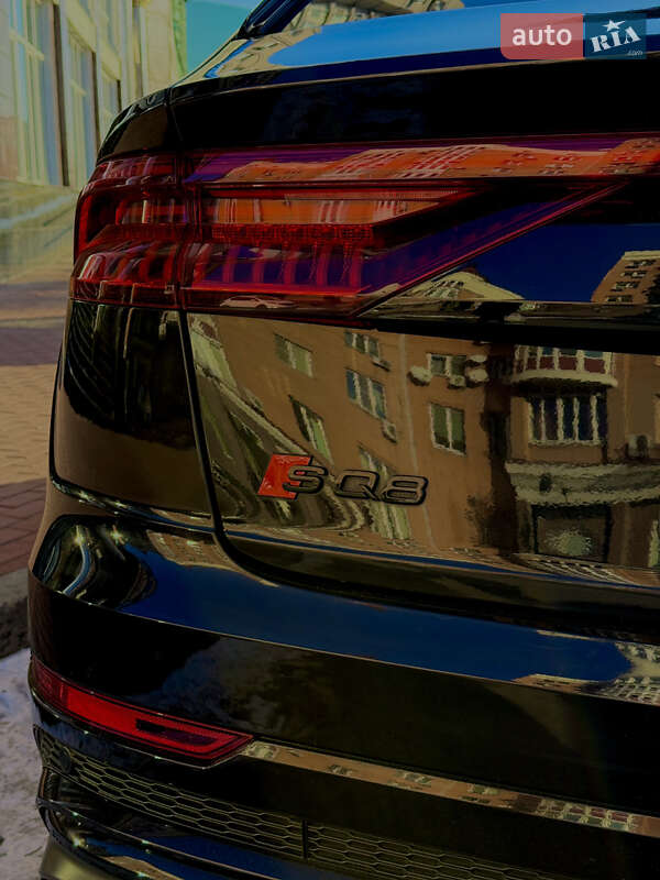 Внедорожник / Кроссовер Audi SQ8 2020 в Киеве