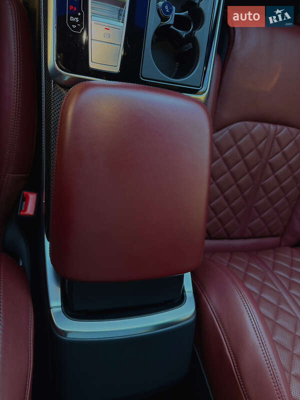 Внедорожник / Кроссовер Audi SQ8 2020 в Киеве