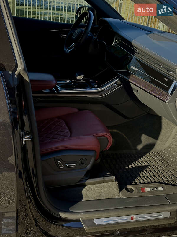 Внедорожник / Кроссовер Audi SQ8 2020 в Киеве