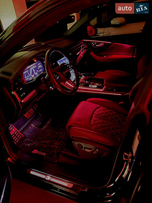 Внедорожник / Кроссовер Audi SQ8 2020 в Киеве