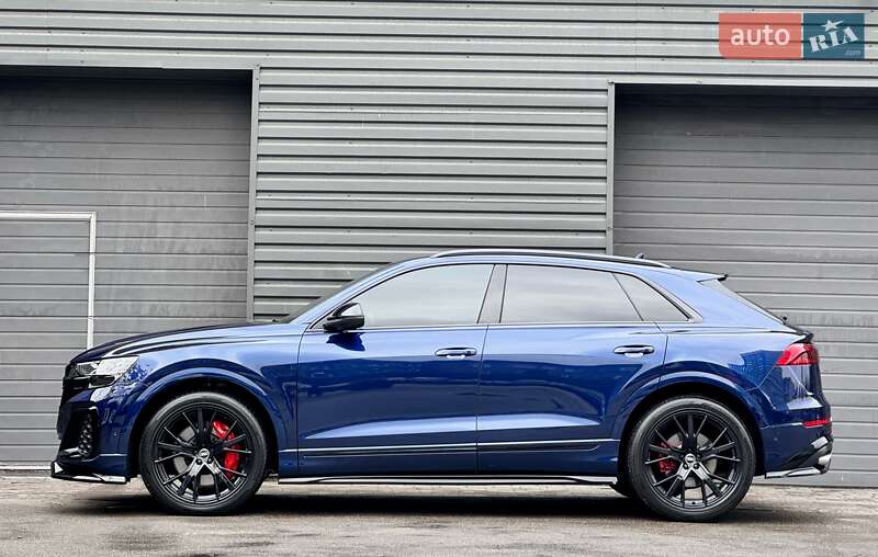 Позашляховик / Кросовер Audi SQ8 2021 в Києві