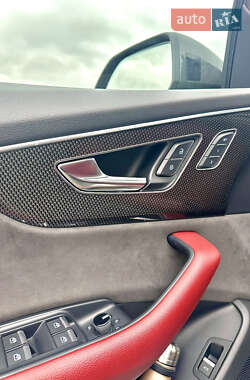 Внедорожник / Кроссовер Audi SQ8 2021 в 