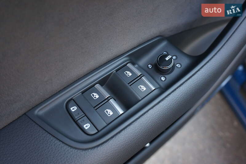 Позашляховик / Кросовер Audi SQ8 2024 в Одесі