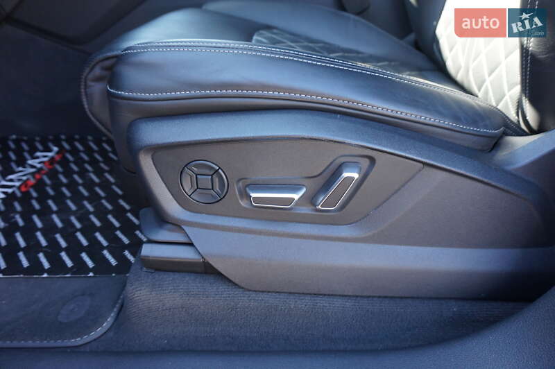 Позашляховик / Кросовер Audi SQ8 2024 в Одесі