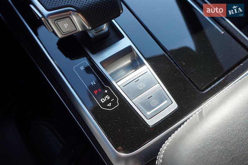 Позашляховик / Кросовер Audi SQ8 2024 в Одесі