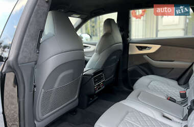 Позашляховик / Кросовер Audi SQ8 2021 в 