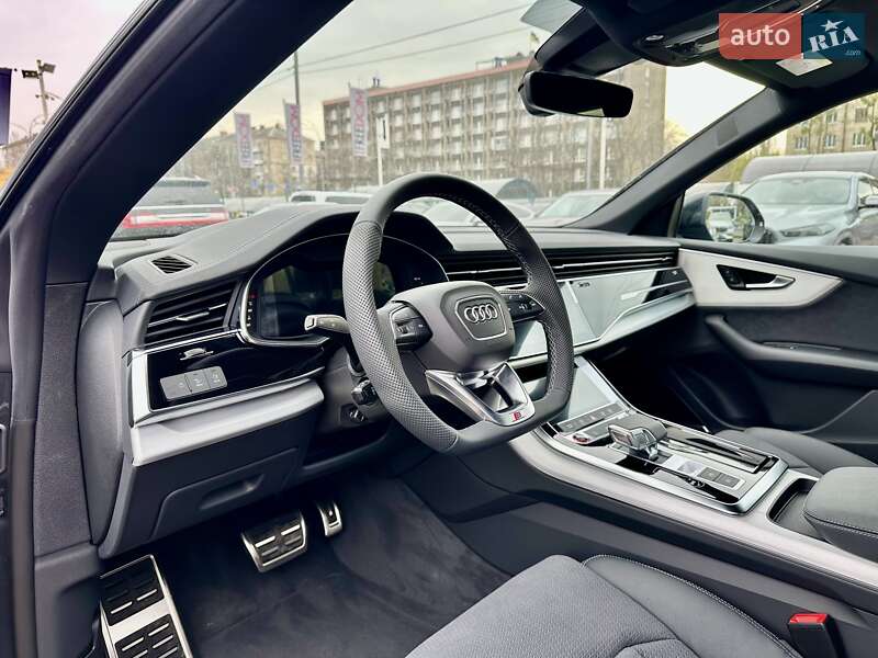 Позашляховик / Кросовер Audi SQ8 2025 в Києві