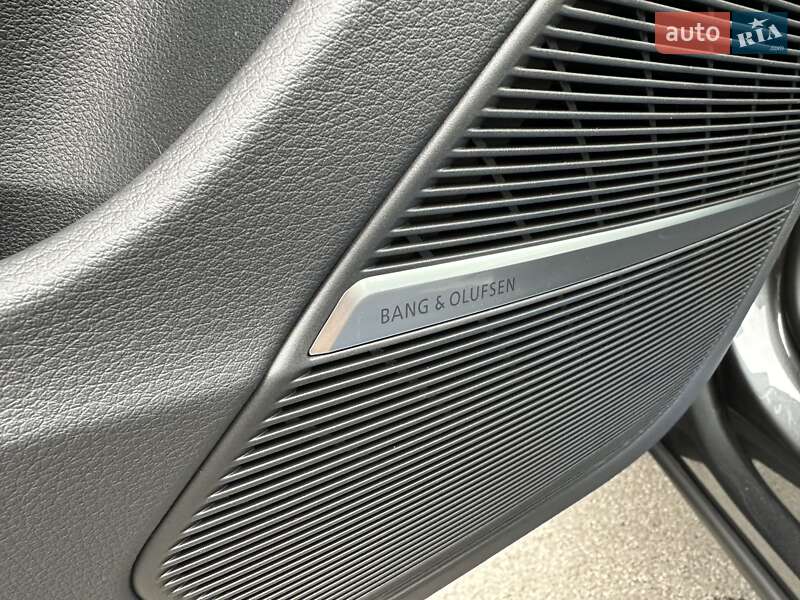 Позашляховик / Кросовер Audi SQ8 2025 в Києві