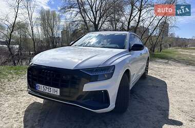 Позашляховик / Кросовер Audi SQ8 2022 в 