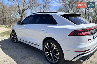Позашляховик / Кросовер Audi SQ8 2022 в 