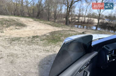 Позашляховик / Кросовер Audi SQ8 2022 в 