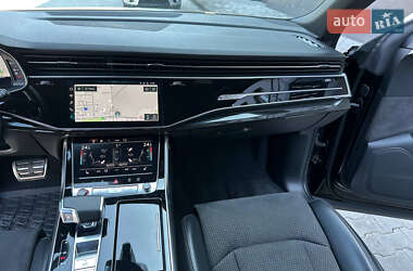 Внедорожник / Кроссовер Audi SQ8 2020 в 