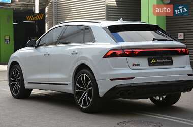 Позашляховик / Кросовер Audi SQ8 2024 в 