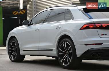 Позашляховик / Кросовер Audi SQ8 2024 в 