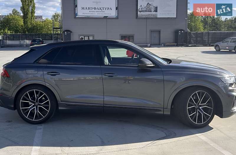 Внедорожник / Кроссовер Audi SQ8 2020 в Киеве