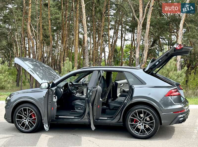 Audi SQ8 2022