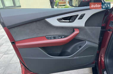 Внедорожник / Кроссовер Audi SQ8 2021 в 