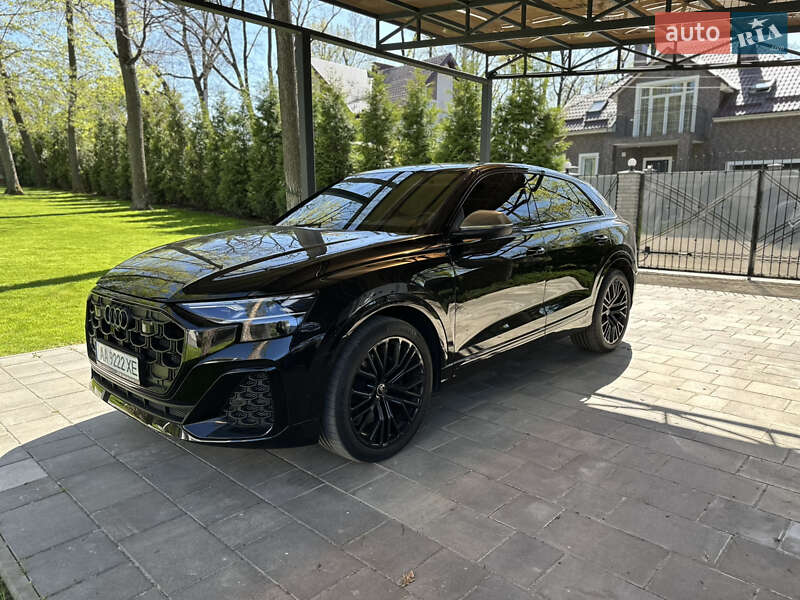 Внедорожник / Кроссовер Audi SQ8 2024 в 