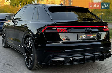 Позашляховик / Кросовер Audi SQ8 2020 в 
