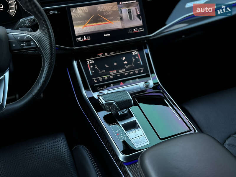 Позашляховик / Кросовер Audi SQ8 2020 в Вінниці