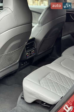 Внедорожник / Кроссовер Audi SQ8 2020 в 