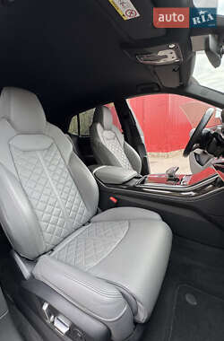Внедорожник / Кроссовер Audi SQ8 2020 в 