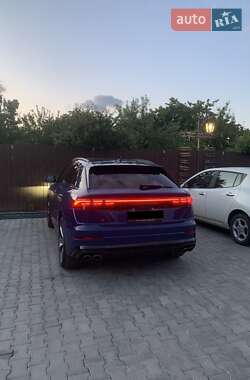 Внедорожник / Кроссовер Audi SQ8 2024 в 