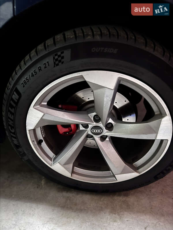 Внедорожник / Кроссовер Audi SQ8 2021 в Киеве