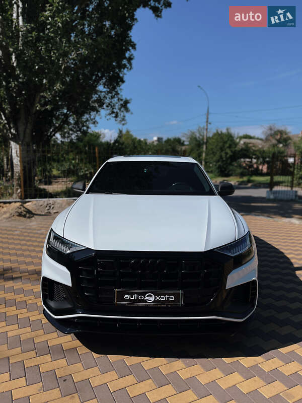 Внедорожник / Кроссовер Audi SQ8 2020 в Николаеве
