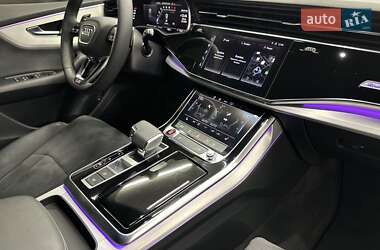 Внедорожник / Кроссовер Audi SQ8 2024 в 