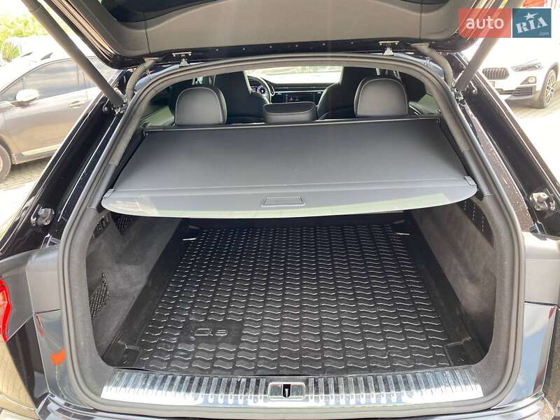 Внедорожник / Кроссовер Audi SQ8 2020 в Львове