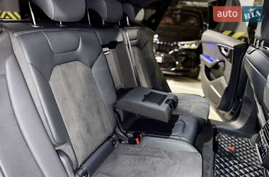 Внедорожник / Кроссовер Audi SQ8 2021 в 