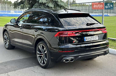 Внедорожник / Кроссовер Audi SQ8 2021 в 