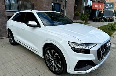 Внедорожник / Кроссовер Audi SQ8 2023 в 
