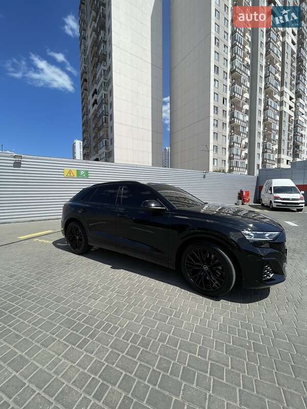 Внедорожник / Кроссовер Audi SQ8 2024 в Кривом Роге