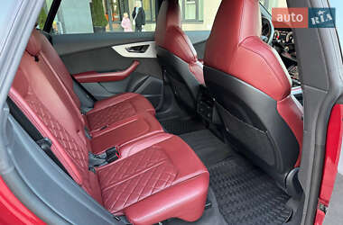Внедорожник / Кроссовер Audi SQ8 2021 в 