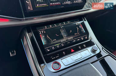 Внедорожник / Кроссовер Audi SQ8 2021 в 