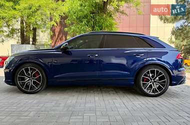 Внедорожник / Кроссовер Audi SQ8 2021 в 