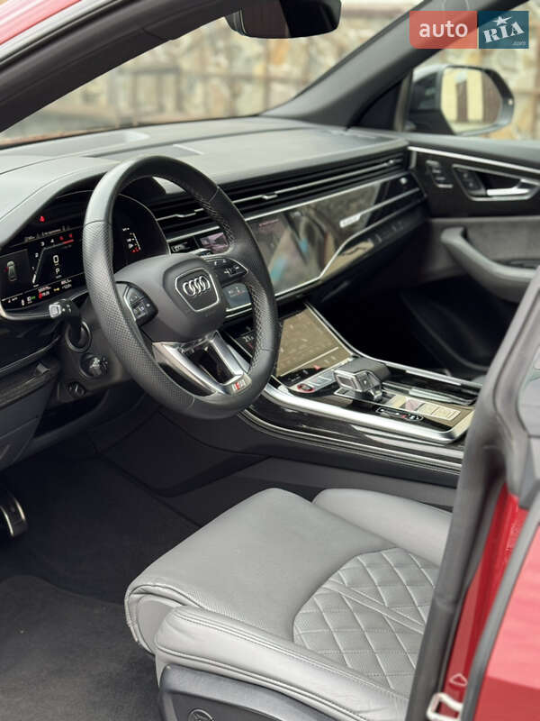 Внедорожник / Кроссовер Audi SQ8 2020 в Владимире