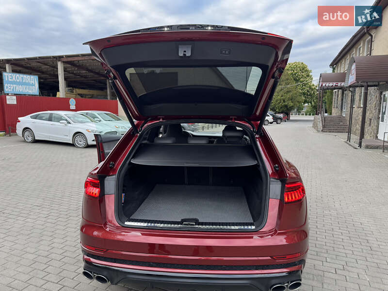 Внедорожник / Кроссовер Audi SQ8 2020 в Владимире
