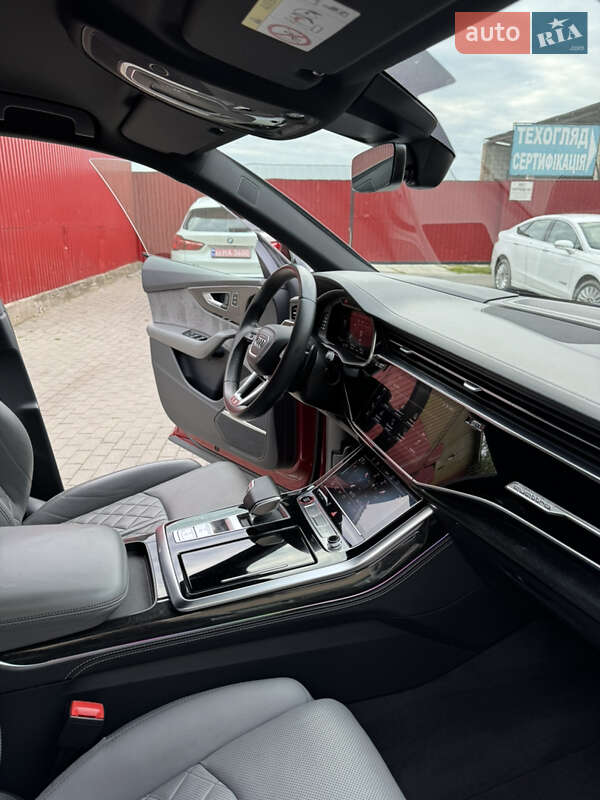 Внедорожник / Кроссовер Audi SQ8 2020 в Владимире