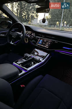 Внедорожник / Кроссовер Audi SQ8 2024 в 