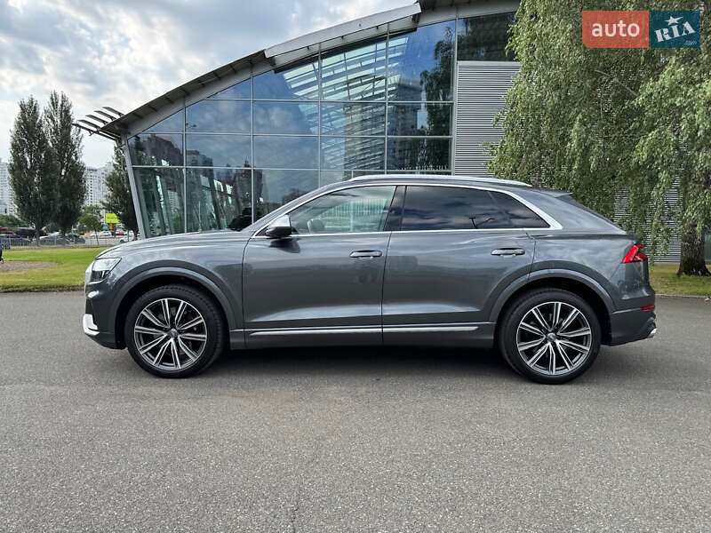 Внедорожник / Кроссовер Audi SQ8 2020 в Киеве