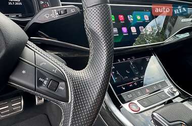 Внедорожник / Кроссовер Audi SQ8 2020 в 