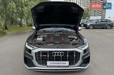 Внедорожник / Кроссовер Audi SQ8 2020 в 