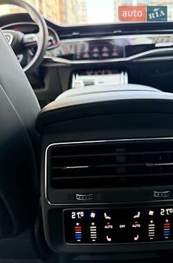 Внедорожник / Кроссовер Audi SQ8 2025 в 