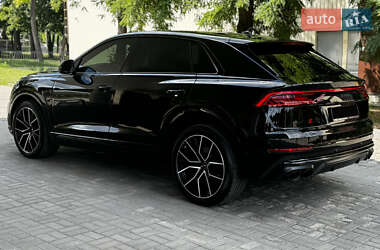 Внедорожник / Кроссовер Audi SQ8 2021 в 